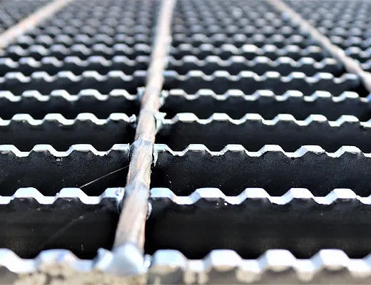 Black Hot Dip Galvanized Grating Industrial Serrated Galvanized Grating 25x3