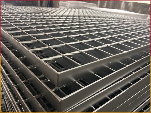 Black Galvanized Steel Grating 25x4 Mild Steel Grating Anti Slip